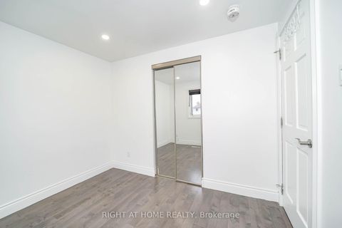 Photo 23 at 35 Tillbrook Court, Malvern, Toronto