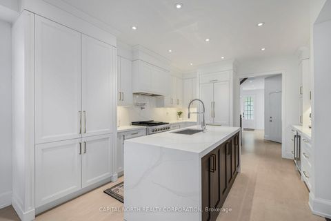 Photo 8 at 680 McGregor Farm Trail, Glenway Estates, Newmarket