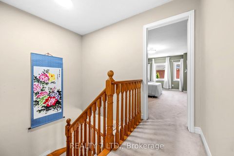 Photo 14 at 211 Downey Circle, Bayview Wellington, Aurora
