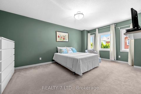 Photo 15 at 211 Downey Circle, Bayview Wellington, Aurora