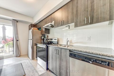 Photo 9 at 401 - 1 Chef Lane, Rural Barrie Southeast, Barrie