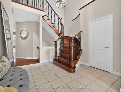 Photo 7 at 22 Mccombe Lane, Patterson, Vaughan