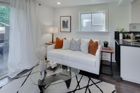Photo 13 at 38 Winona Drive, Wychwood, Toronto