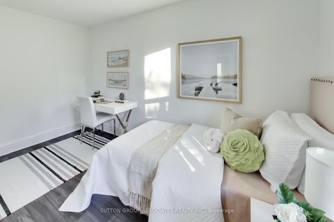 Photo 22 at 38 Winona Drive, Wychwood, Toronto