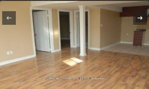 Photo 25 at 75 Twin Hill Crescent, Vellore Village, Vaughan