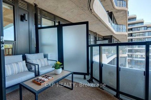 Photo 15 at 401 - 8188 Yonge Street, Uplands, Vaughan