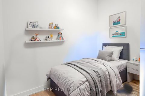 Photo 23 at 401 - 8188 Yonge Street, Uplands, Vaughan