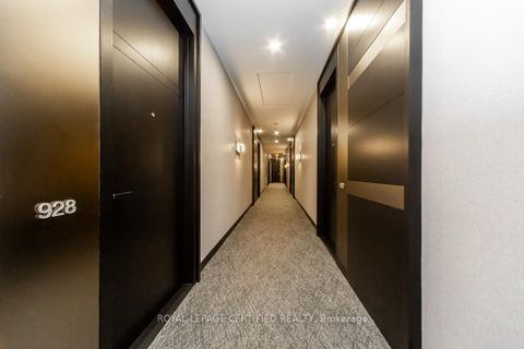 Photo 6 at 928 - 29 Queens Quay Street E, Waterfront Communities C8, Toronto