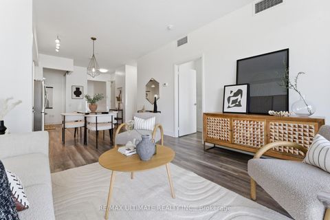 Photo 3 at 618 - 30 Roehampton Avenue, Mount Pleasant West, Toronto
