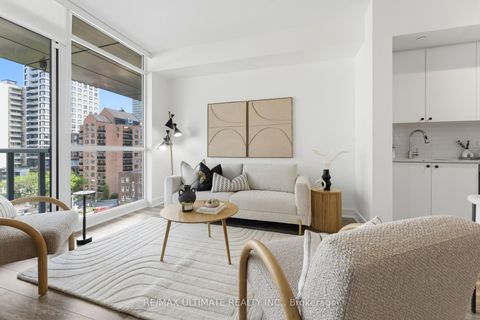 Photo 4 at 618 - 30 Roehampton Avenue, Mount Pleasant West, Toronto