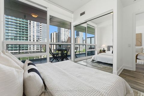Photo 13 at 618 - 30 Roehampton Avenue, Mount Pleasant West, Toronto
