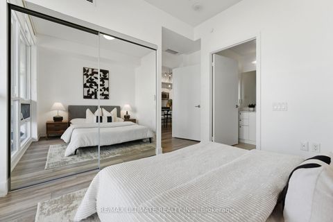 Photo 14 at 618 - 30 Roehampton Avenue, Mount Pleasant West, Toronto