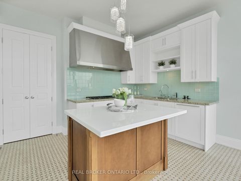 Photo 2 at 3803 - 183 Wellington Street W, Waterfront Communities C1, Toronto