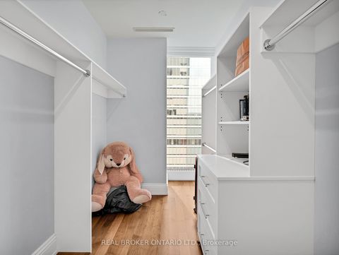 Photo 14 at 3803 - 183 Wellington Street W, Waterfront Communities C1, Toronto