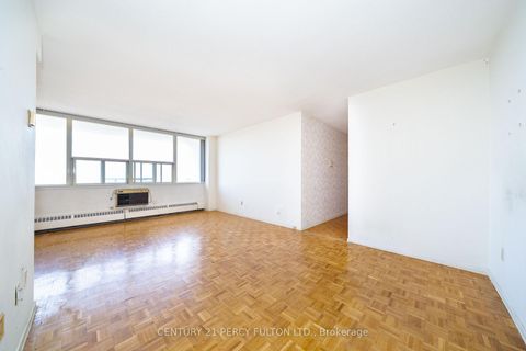 Photo 4 at 1002 - 155 Marlee Avenue, Belgravia, Toronto