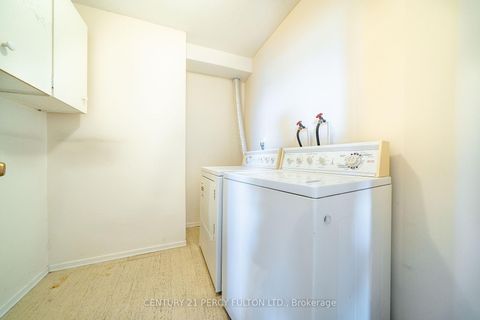 Photo 13 at 1002 - 155 Marlee Avenue, Belgravia, Toronto