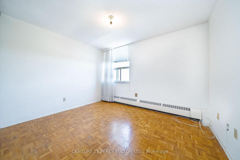 Photo 14 at 1002 - 155 Marlee Avenue, Belgravia, Toronto