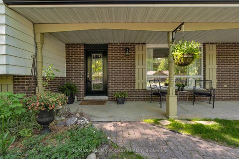 Photo 2 at 3724 Whitecap Drive, Rural Innisfil, Innisfil
