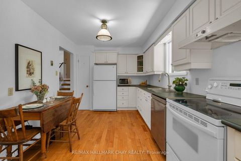 Photo 11 at 3724 Whitecap Drive, Rural Innisfil, Innisfil