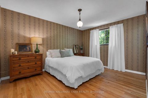 Photo 13 at 3724 Whitecap Drive, Rural Innisfil, Innisfil