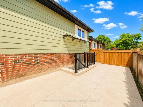 Photo 26 at 35 Royal Orchard Boulevard, Royal Orchard, Markham