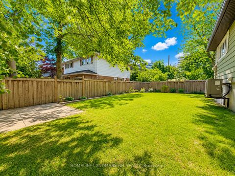 Photo 35 at 35 Royal Orchard Boulevard, Royal Orchard, Markham