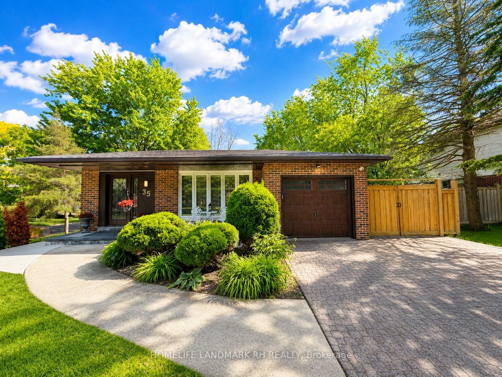 35 Royal Orchard Boulevard, Royal Orchard, Markham 