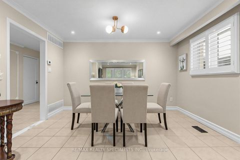 Photo 6 at 654 Woodbridge Avenue, West Woodbridge, Vaughan