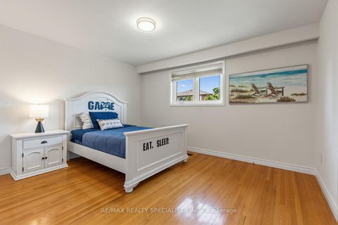 Photo 14 at 654 Woodbridge Avenue, West Woodbridge, Vaughan