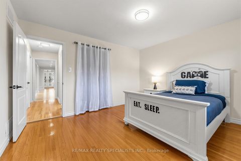 Photo 15 at 654 Woodbridge Avenue, West Woodbridge, Vaughan