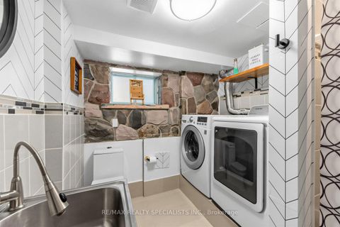 Photo 31 at 654 Woodbridge Avenue, West Woodbridge, Vaughan