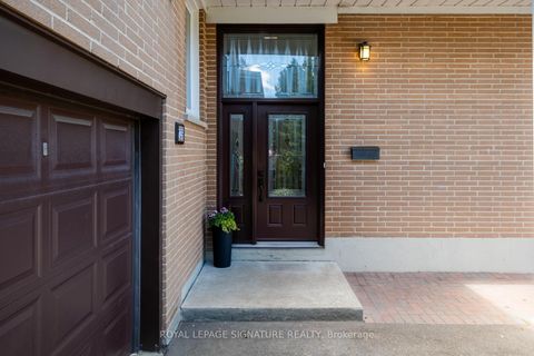 Photo 2 at 139 Holcolm Road, Willowdale West, Toronto