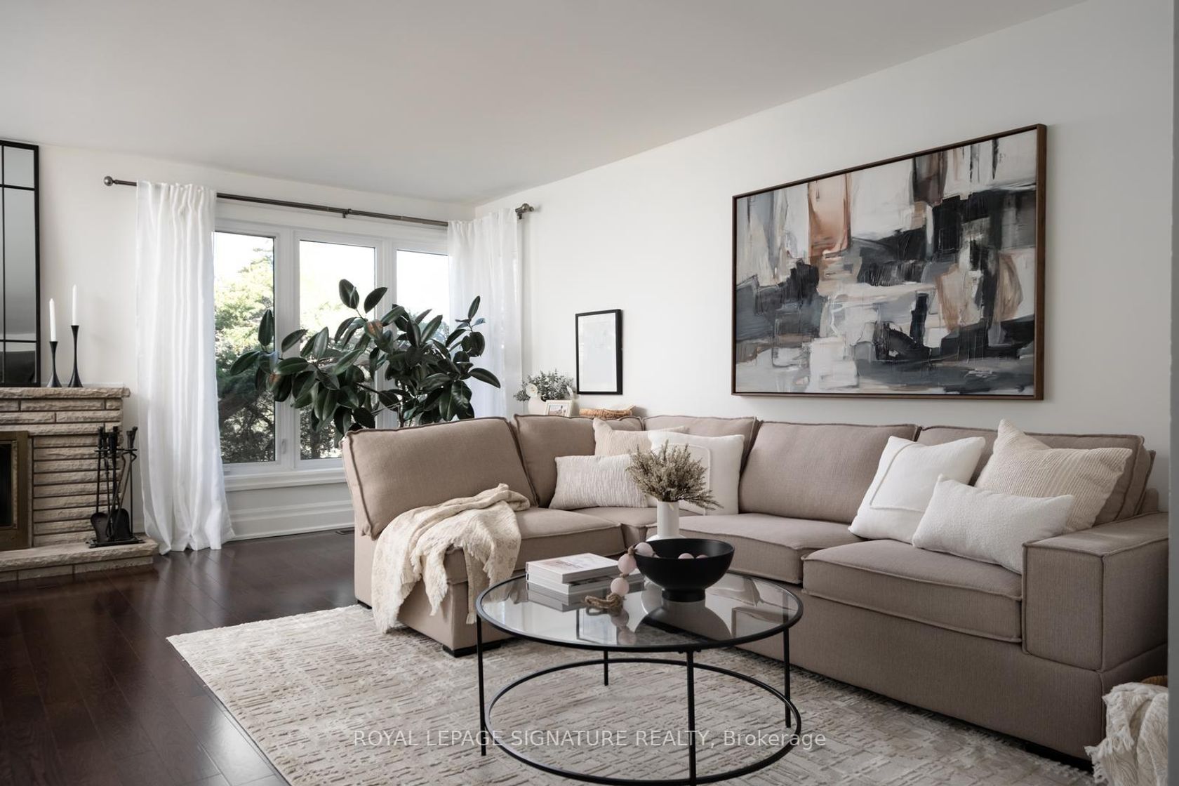 139 Holcolm Road, Willowdale West, Toronto photo number 2