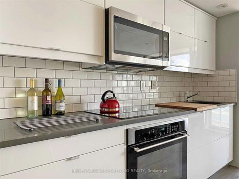 Photo 5 at 1618 - 4K Spadina Avenue, Waterfront Communities C1, Toronto