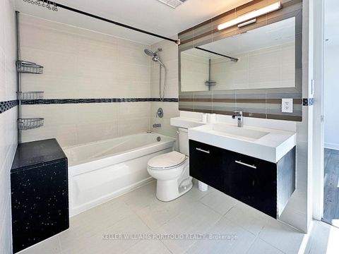 Photo 17 at 1618 - 4K Spadina Avenue, Waterfront Communities C1, Toronto