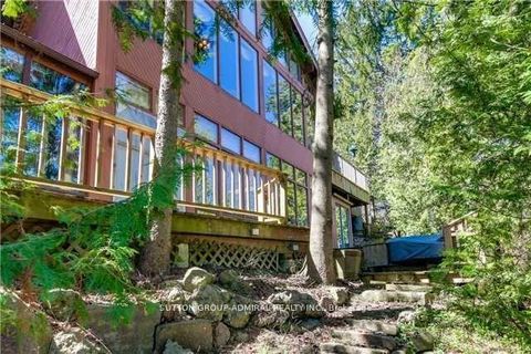 Photo 13 at 18 Mill Street, Uplands, Vaughan