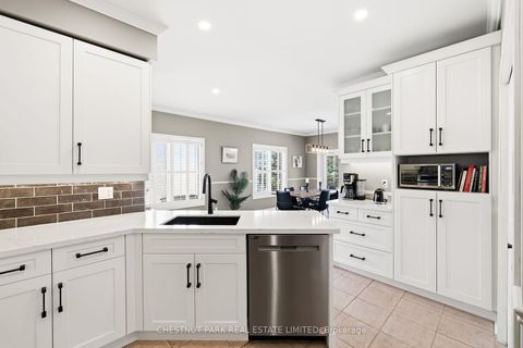 Photo 9 at 37 Waterbury Crescent, Port Perry, Scugog