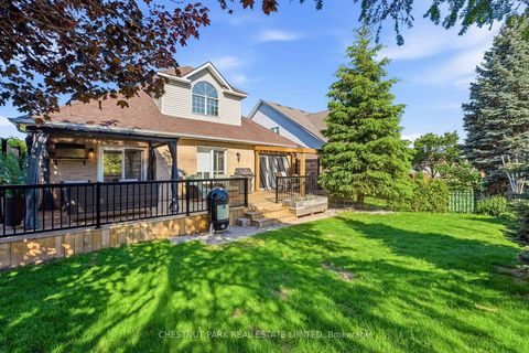 Photo 16 at 37 Waterbury Crescent, Port Perry, Scugog