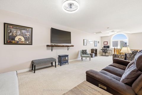 Photo 25 at 37 Waterbury Crescent, Port Perry, Scugog
