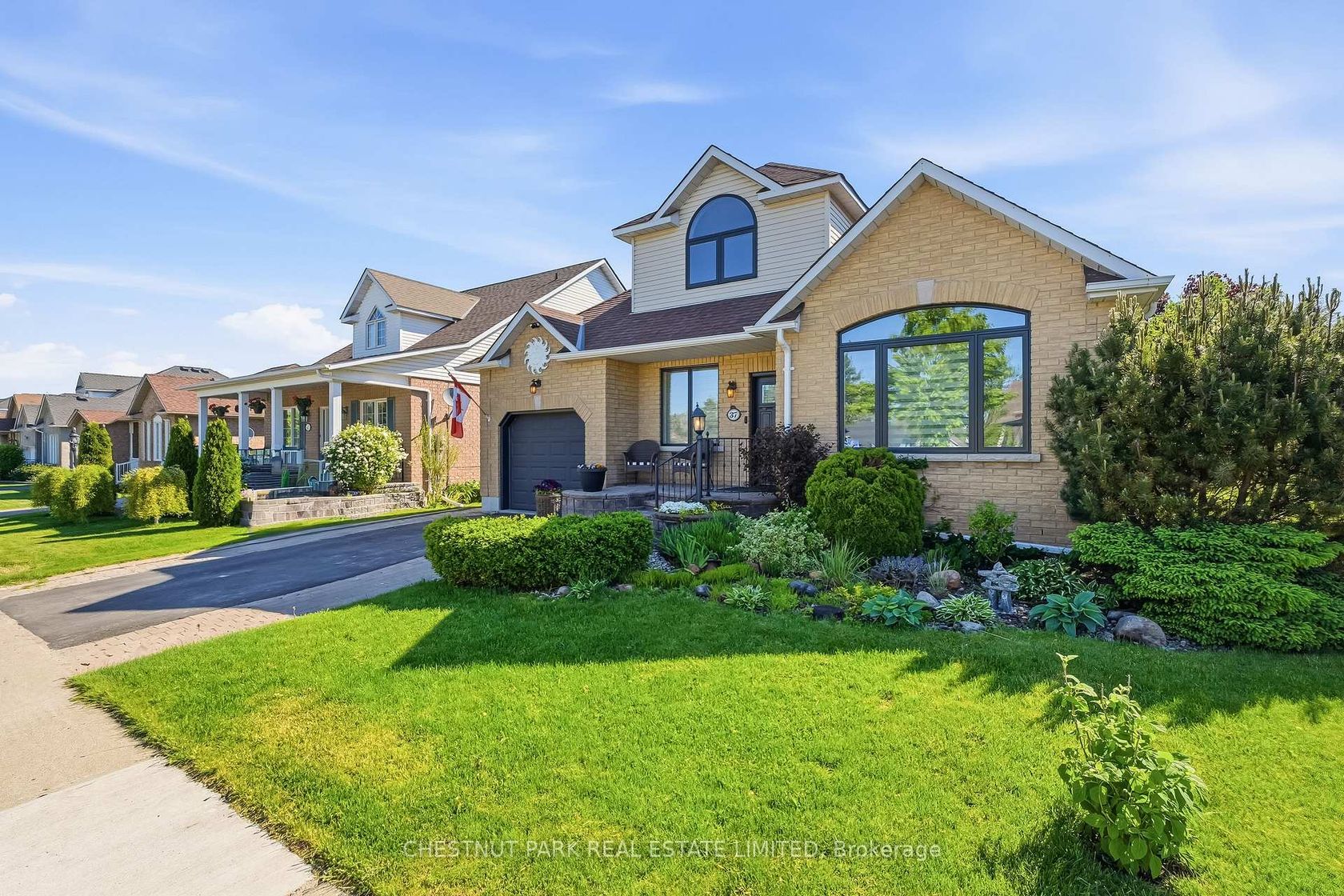 37 Waterbury Crescent, Port Perry, Scugog 