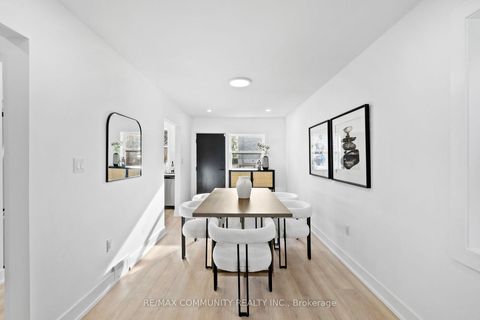 Photo 7 at 340 Albany Avenue, Casa Loma, Toronto