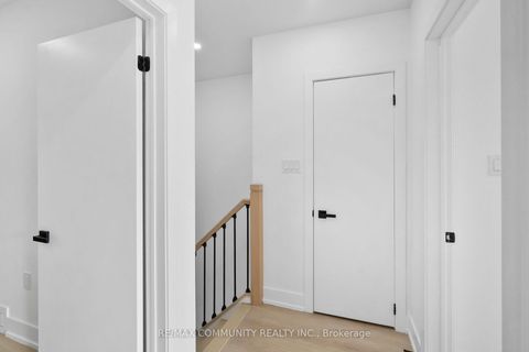 Photo 14 at 340 Albany Avenue, Casa Loma, Toronto