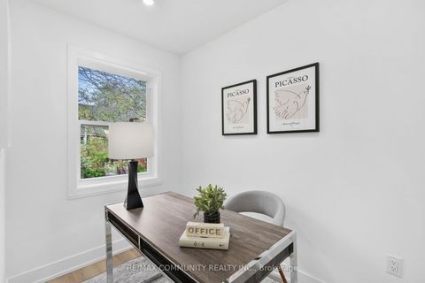 Photo 26 at 340 Albany Avenue, Casa Loma, Toronto