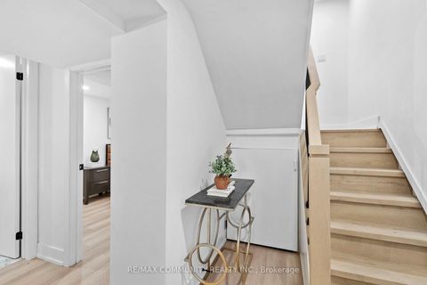 Photo 34 at 340 Albany Avenue, Casa Loma, Toronto