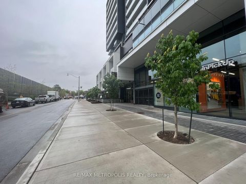 Photo 8 at 2003W - 225 Sumach Street, Regent Park, Toronto