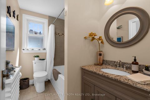 Photo 14 at 51 Henry Street, Queen's Park, Barrie