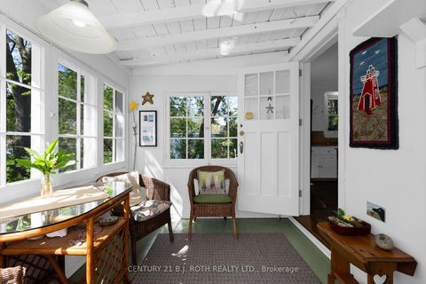 Photo 15 at 51 Henry Street, Queen's Park, Barrie