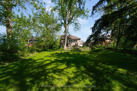 Photo 31 at 51 Henry Street, Queen's Park, Barrie