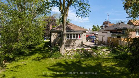 Photo 36 at 51 Henry Street, Queen's Park, Barrie