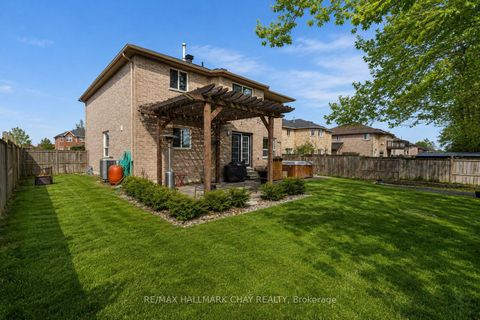 Photo 1 at 63 Northview Crescent, Northwest, Barrie